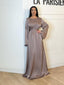 Abaya satiné épaulettes strass taupe