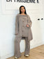 Ensemble gilet cape et pantalon taupe