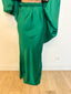 Ensemble haut asymétrique et jupe vert