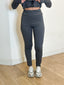 Ensemble gilet zip et legging gris