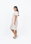Robe beige clair à carreaux blancs