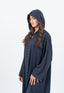 Abaya bleu marine avec incrustations au col.
