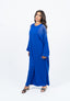 Abaya bleu électrique avec incrustations aux épaules.